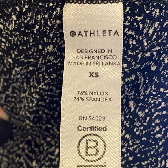 ATHLETA Ultimate Stash Pocket Textured 7/8 Tight Static Black White Women’s XS - Picture 8 of 9